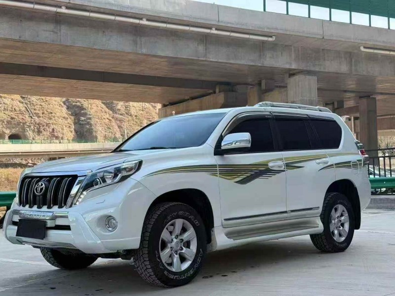 枣庄16年丰田普拉多3