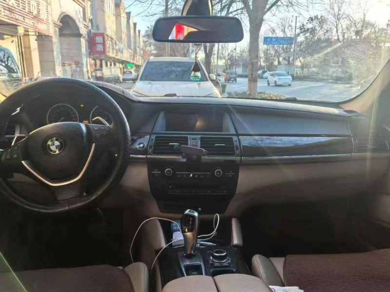 唐山12年宝马X66