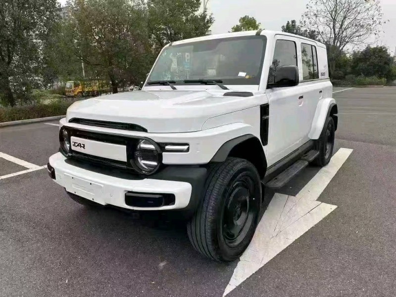 重庆25年奇瑞ICAR3