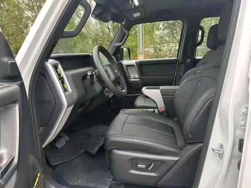 重庆25年奇瑞ICAR5