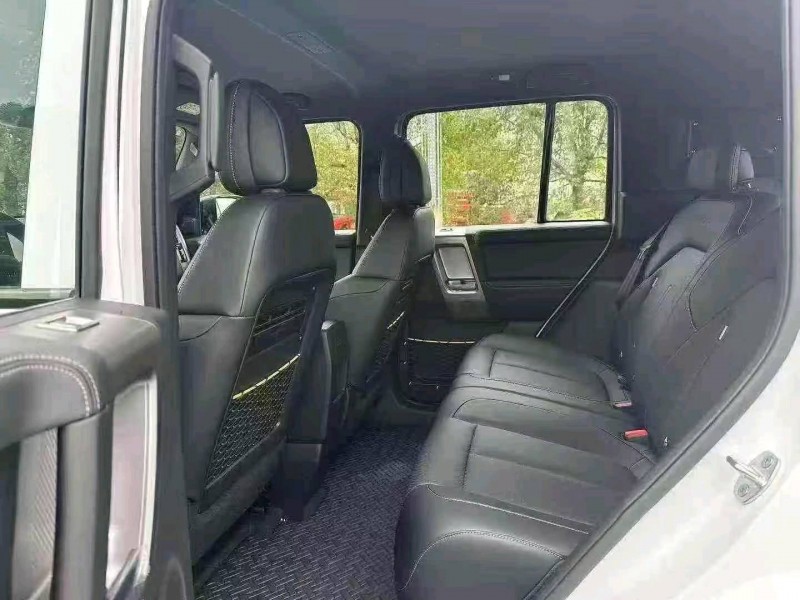 重庆25年奇瑞ICAR7