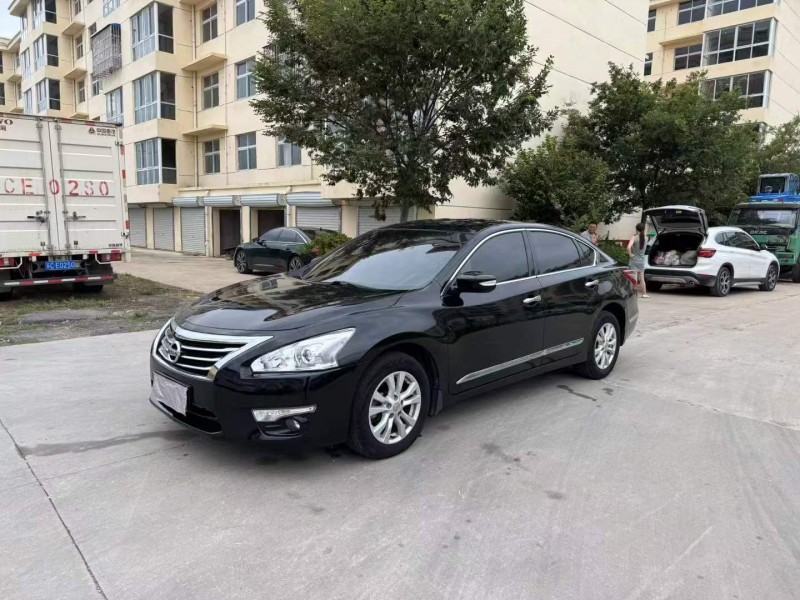 徐州16年日产天籁2