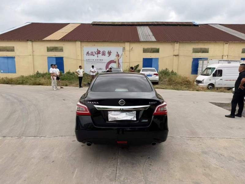 徐州16年日产天籁9