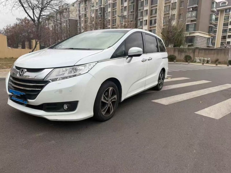 青岛15年本田奥德赛2
