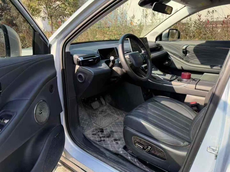 荆门25年传祺埃安V6