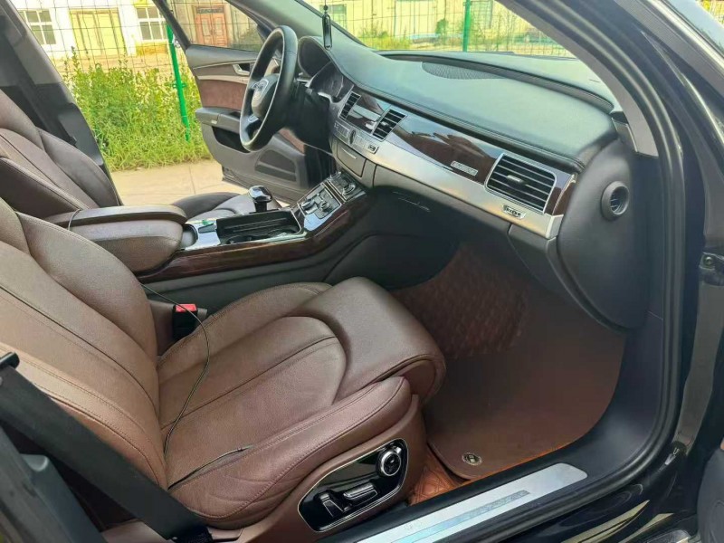 徐州13年奥迪A8L5