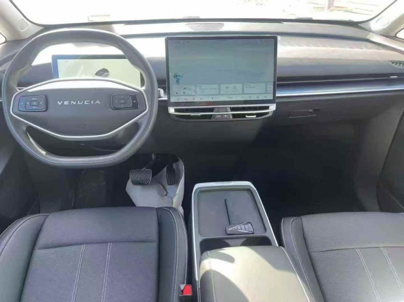 洛阳25年启辰VX65