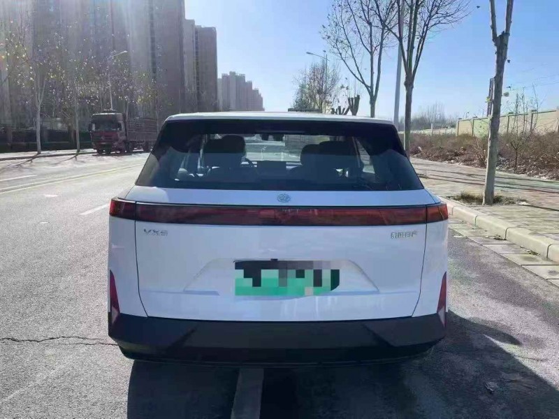 洛阳25年启辰VX69