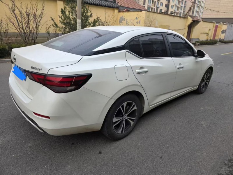 济宁23年日产轩逸6