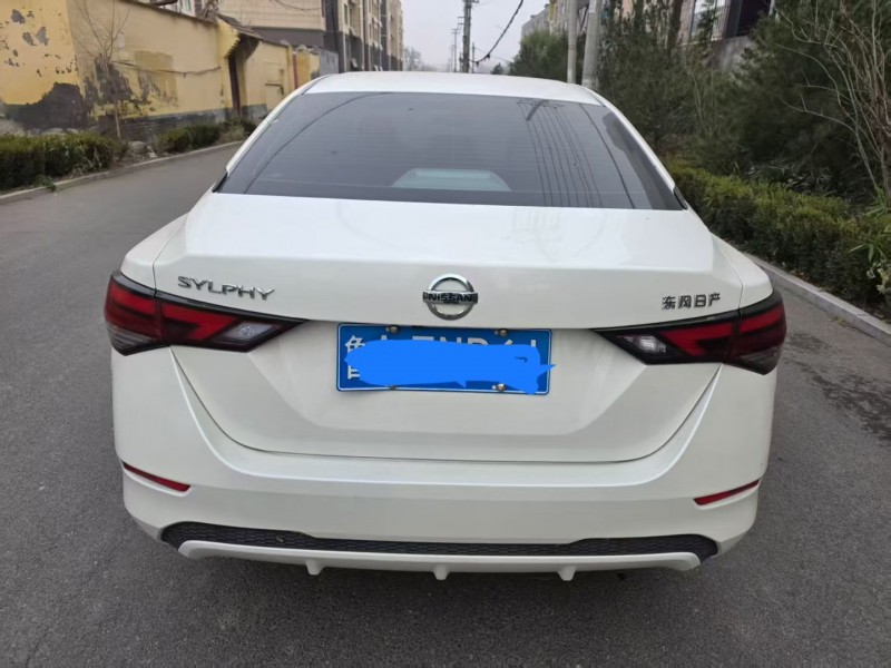 济宁23年日产轩逸8