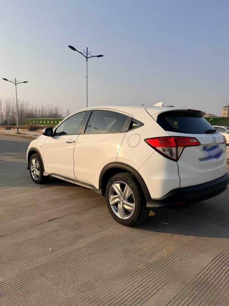 济南21年本田缤智5