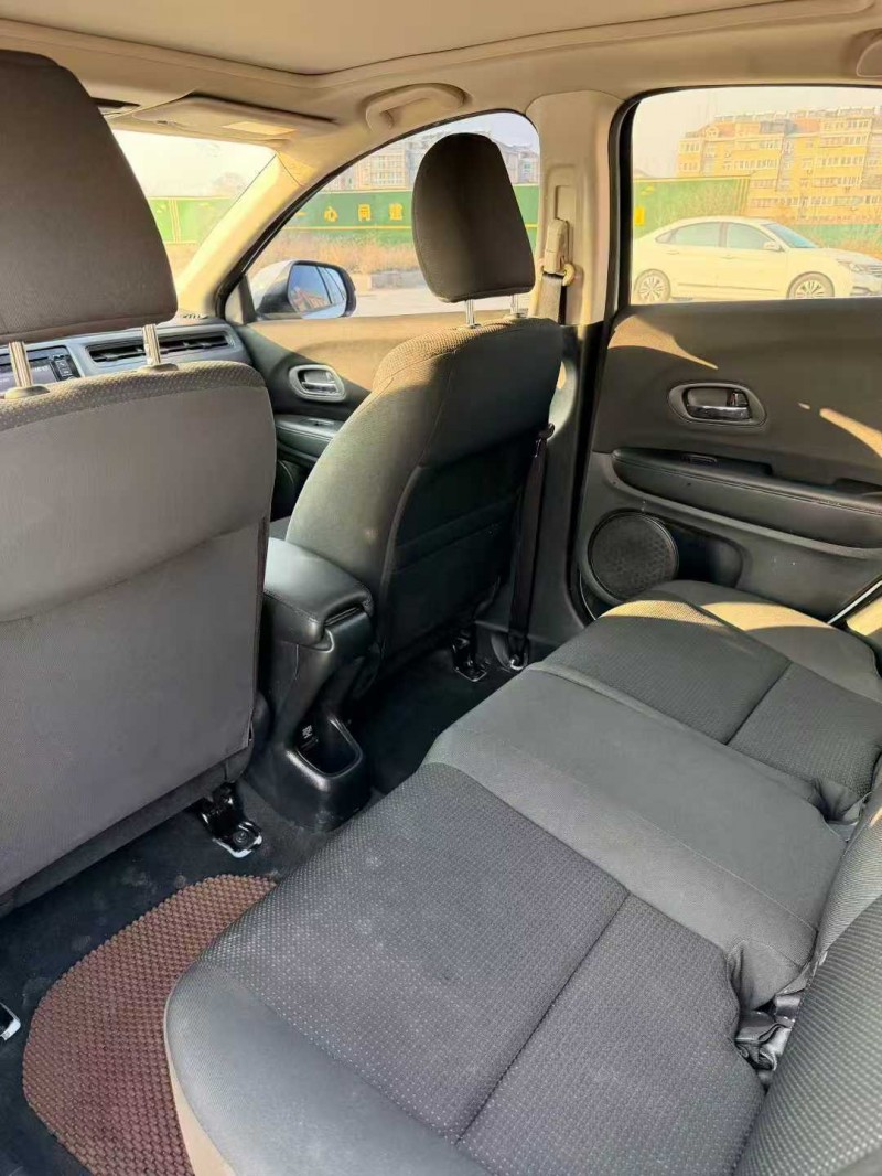 济南21年本田缤智8