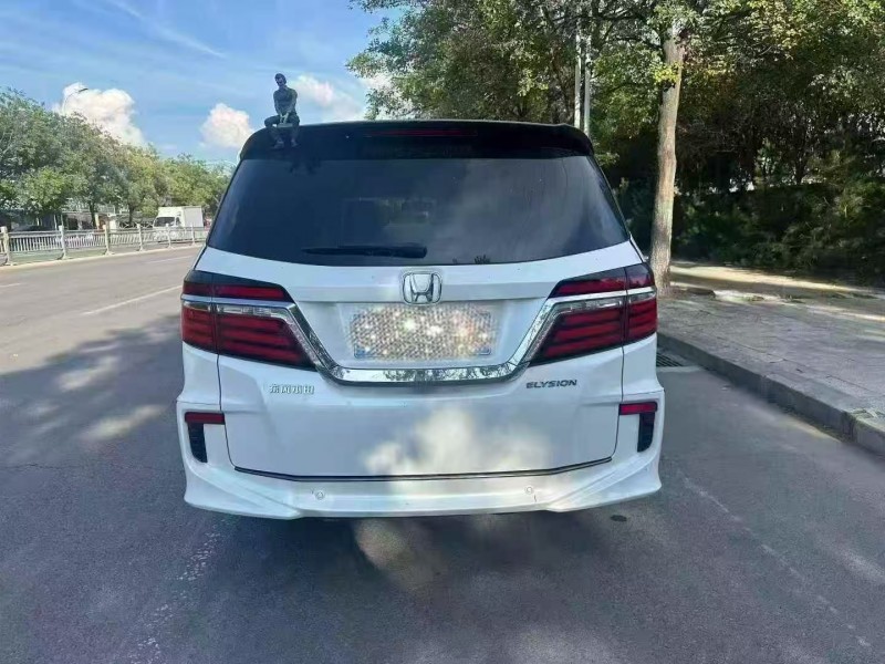 济宁19年本田艾力绅7