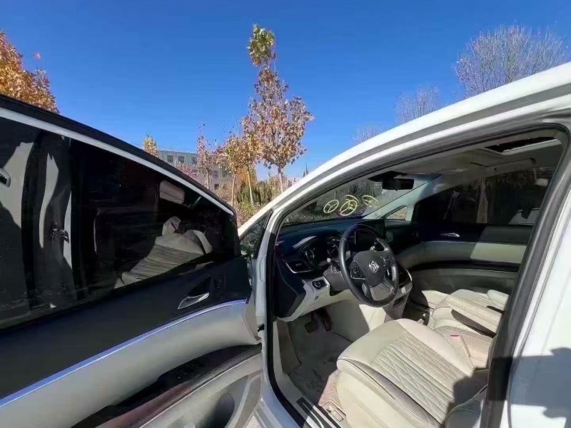 保定23年别克GL86