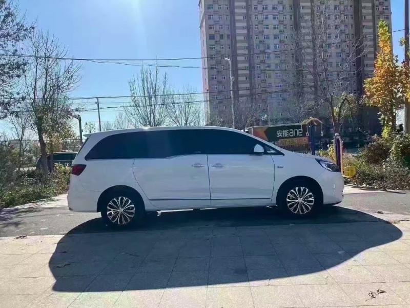 保定23年别克GL87