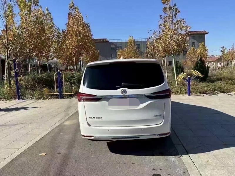 保定23年别克GL89