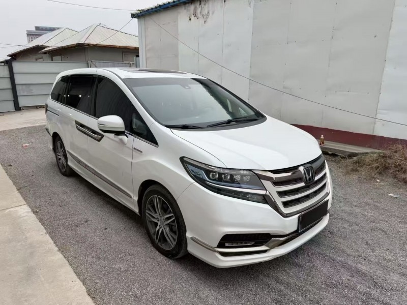 菏泽21年本田艾力绅2