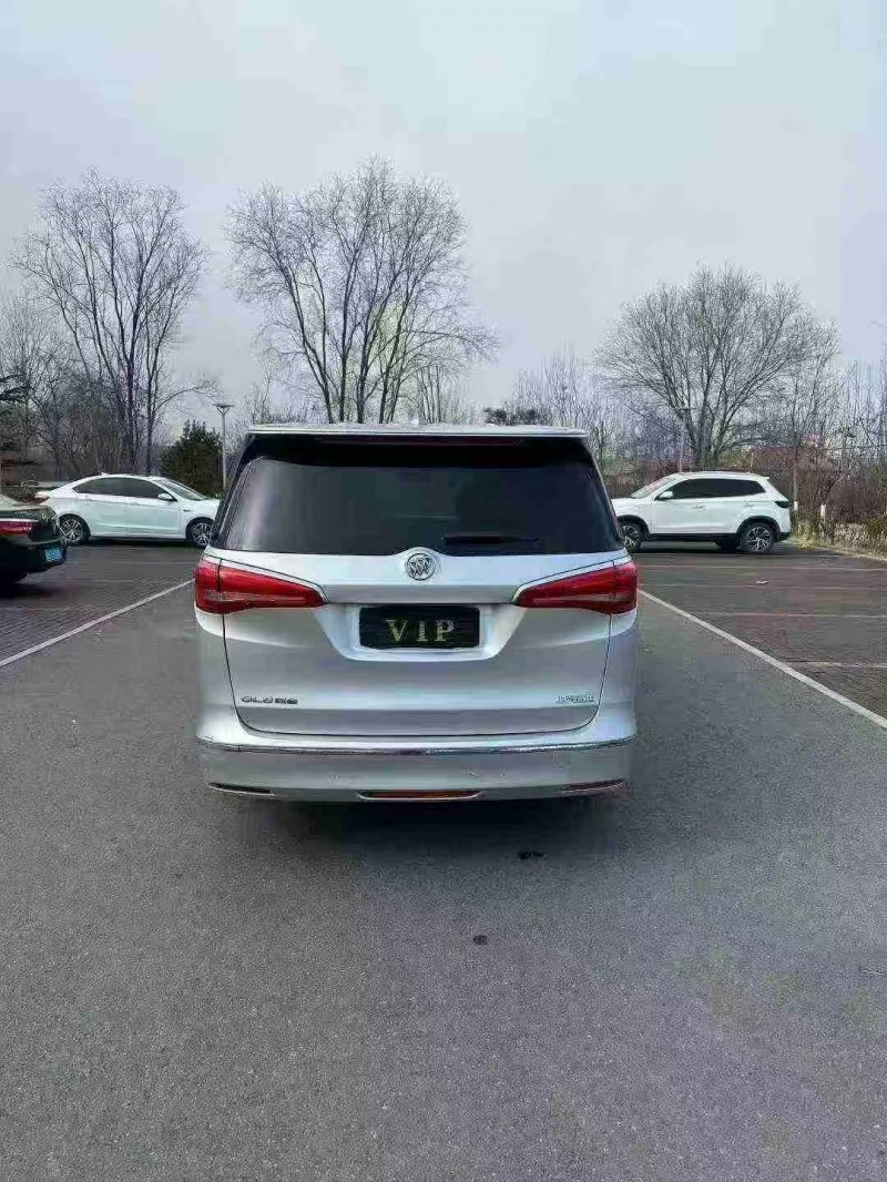 徐州17年别克GL88