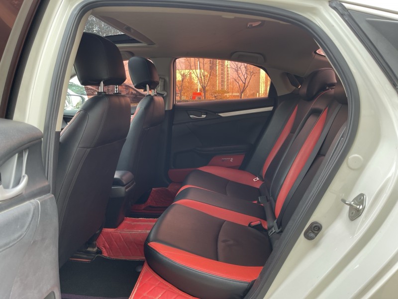 济宁18年本田思域6