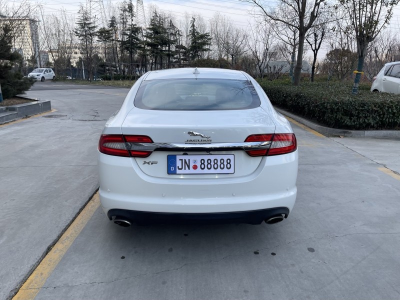 济宁17年捷豹XF9
