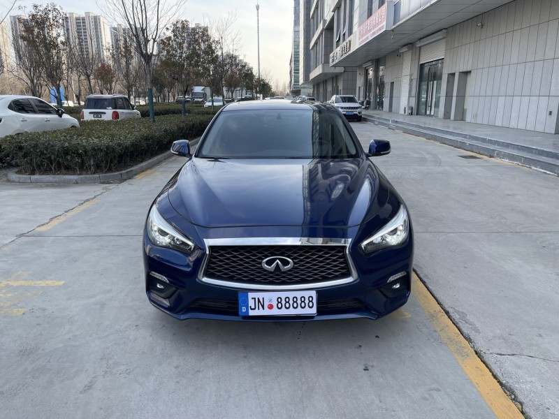 济宁20年英菲尼迪Q50L1