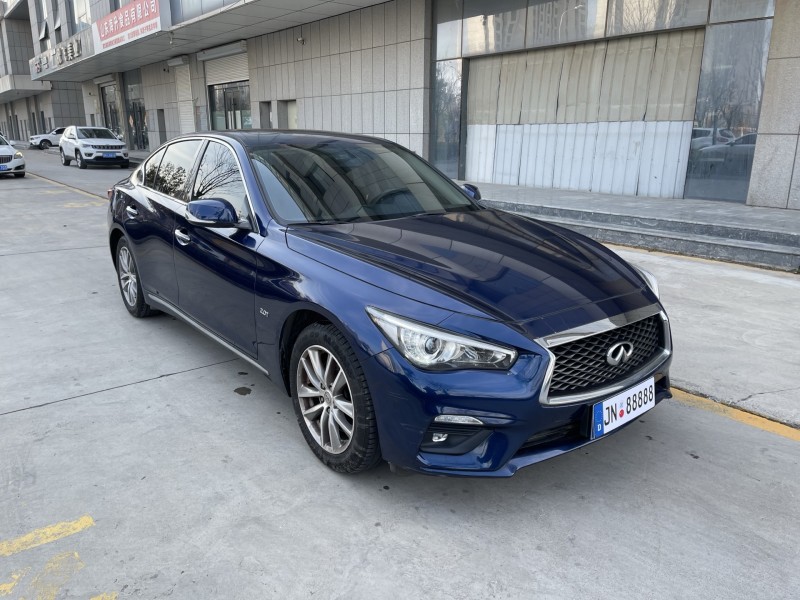 济宁20年英菲尼迪Q50L4