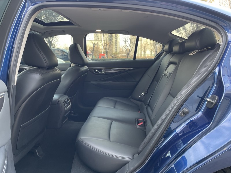 济宁20年英菲尼迪Q50L6