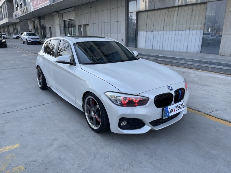 济宁16年宝马1系3