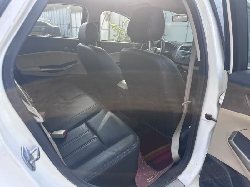 青岛17年福特福克斯6