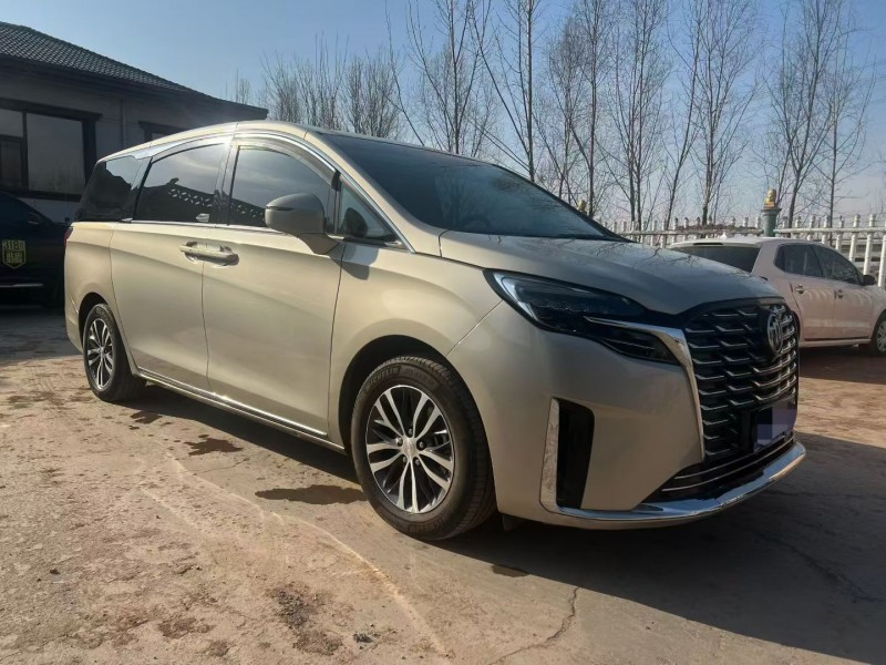 太原22年别克GL82