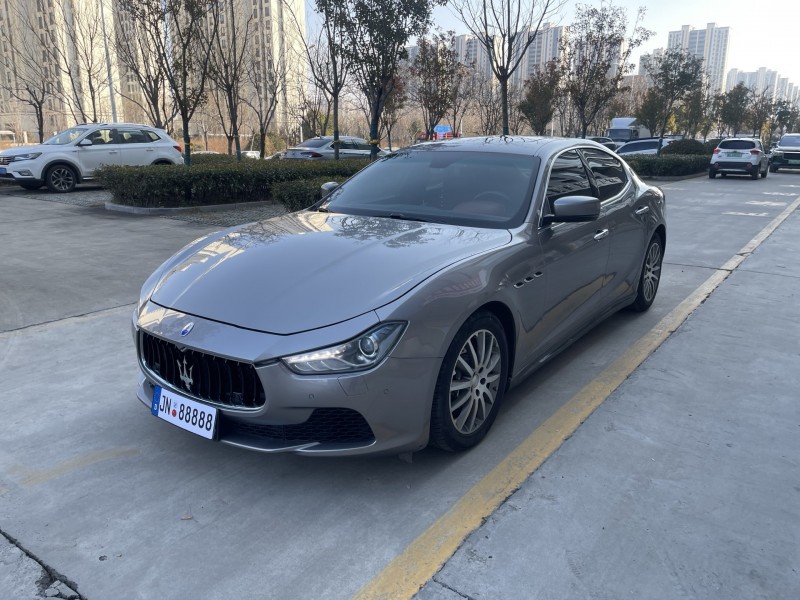 济宁17年玛莎拉蒂Ghibli2