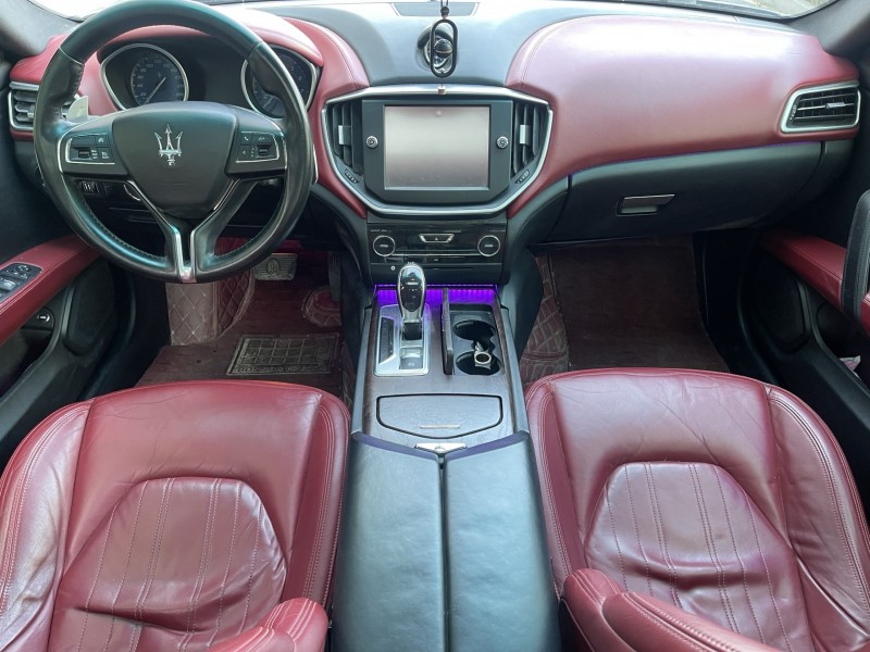 济宁17年玛莎拉蒂Ghibli5