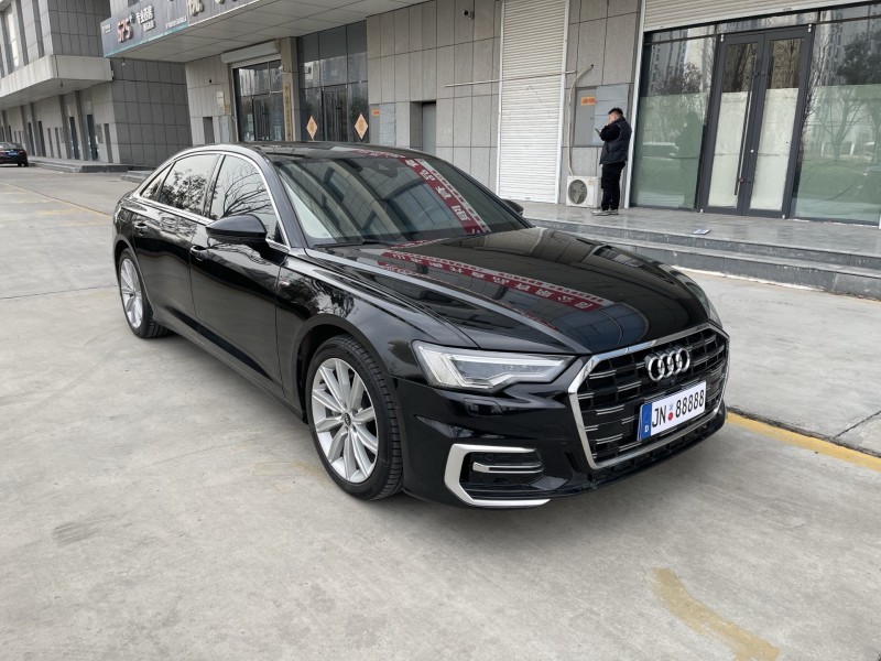 济宁24年奥迪A6L4