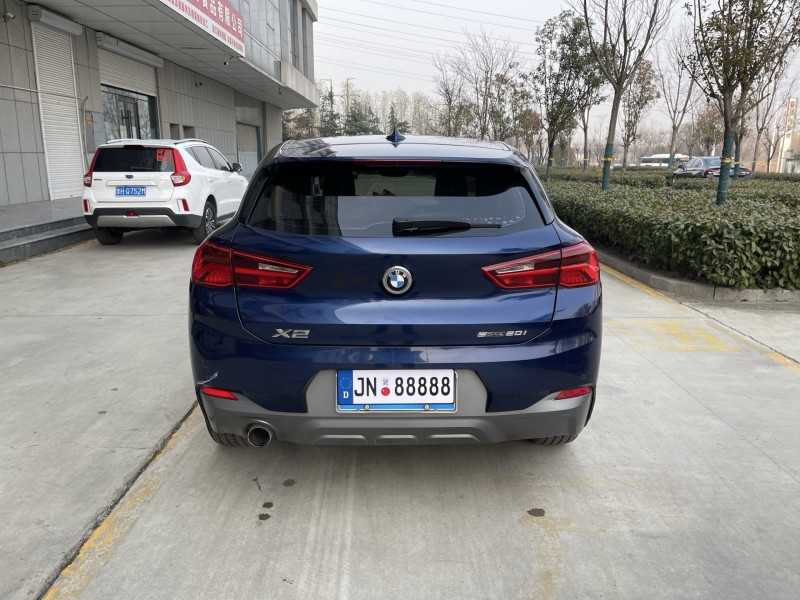 济宁18年宝马X29