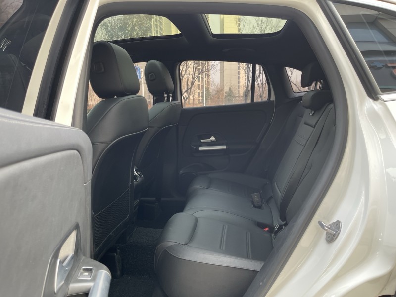 济宁21年奔驰GLA7