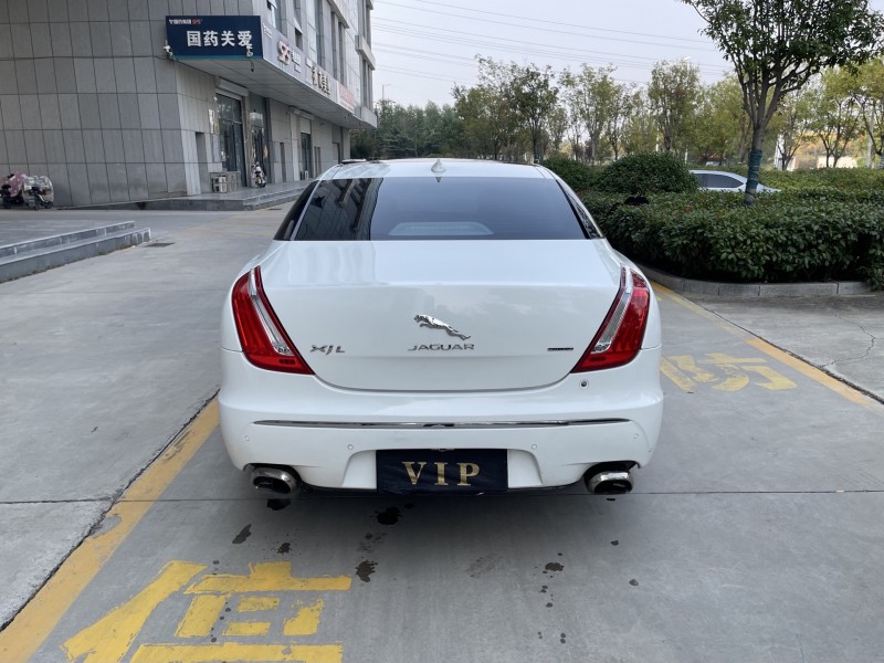 济宁14年捷豹XJL9