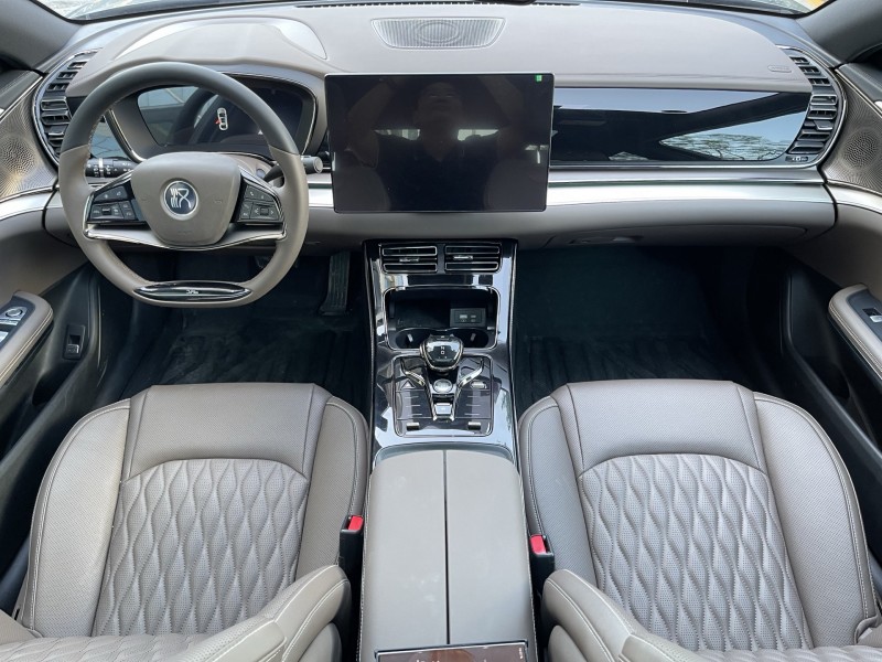 济宁24年比亚迪汉3