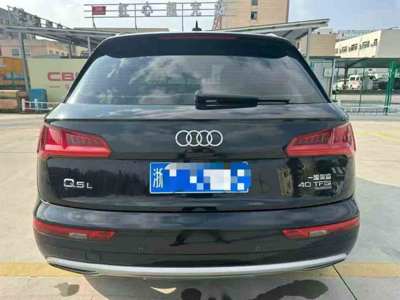 温州21年奥迪Q55