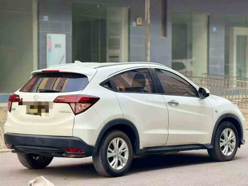 衡阳18年本田缤智5