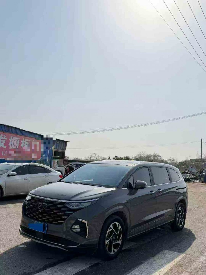 岳阳22年现代库斯图2