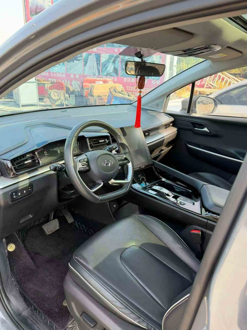 岳阳22年现代库斯图5