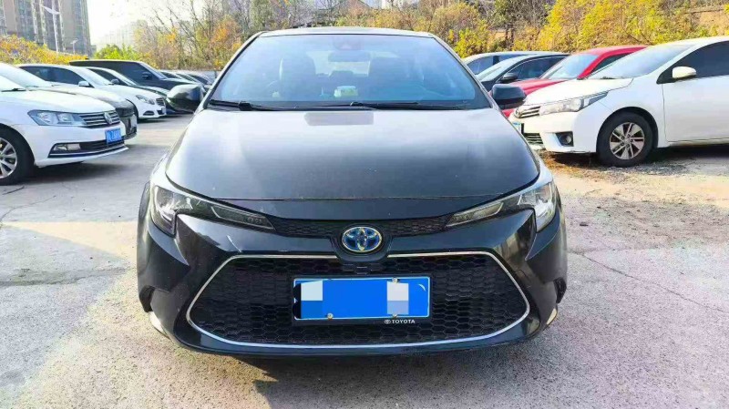 张家界20年丰田雷凌1