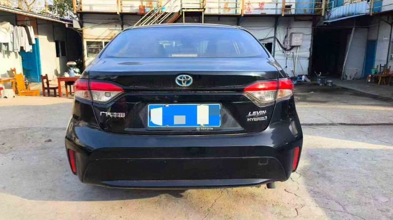 张家界20年丰田雷凌9