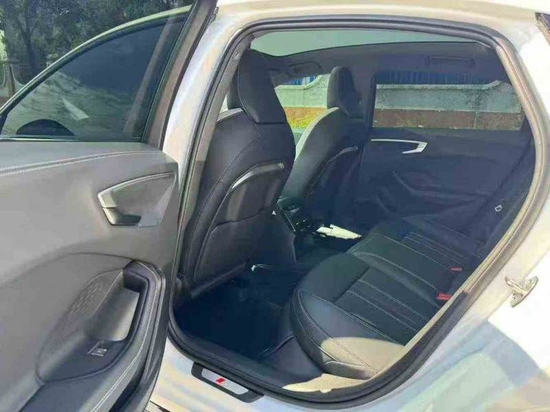 深圳25年奥迪A58