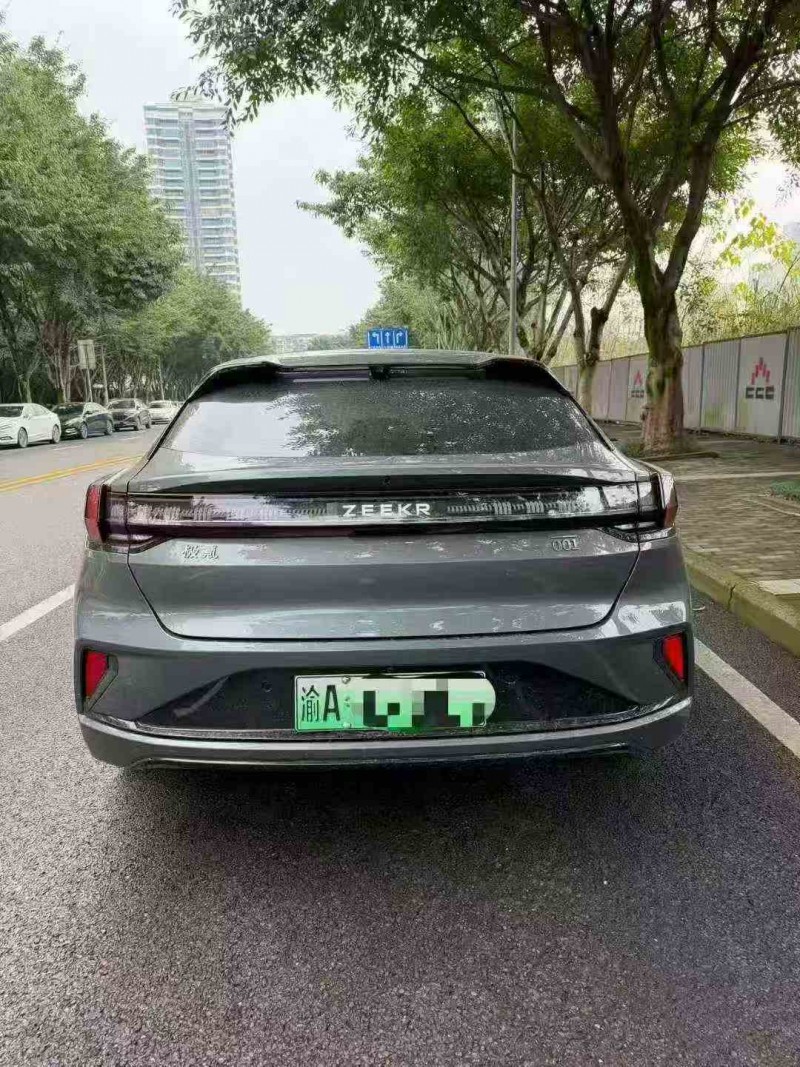 重庆24年极氪汽车0017