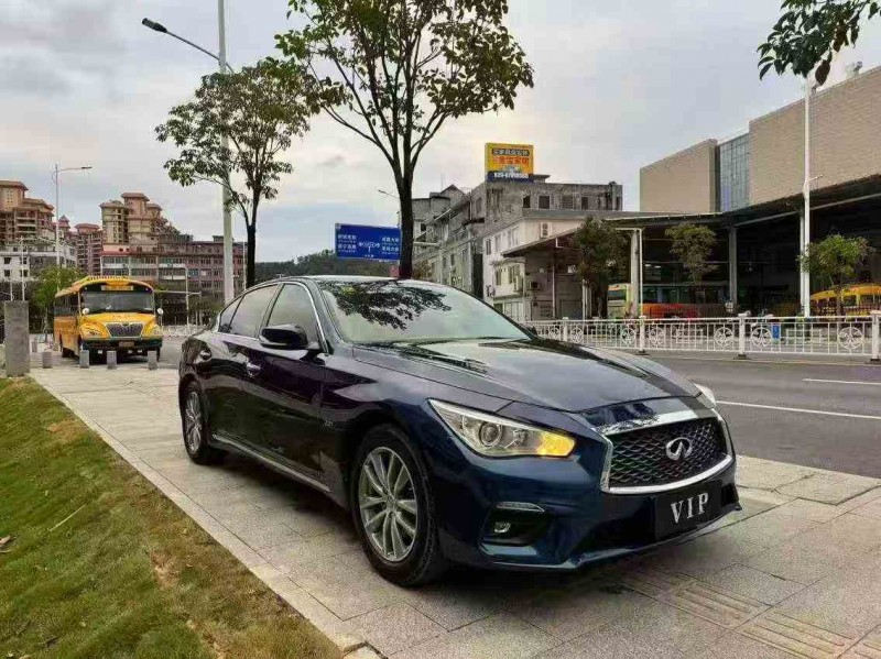 汕头18年英菲尼迪Q50L3