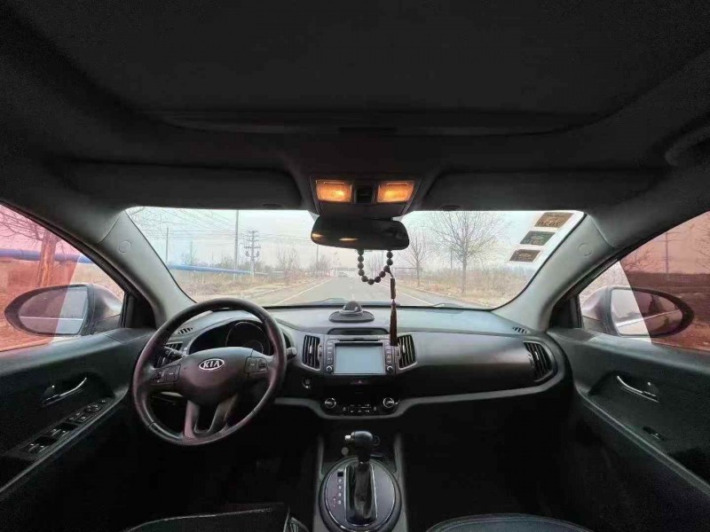 淄博13年起亚智跑7