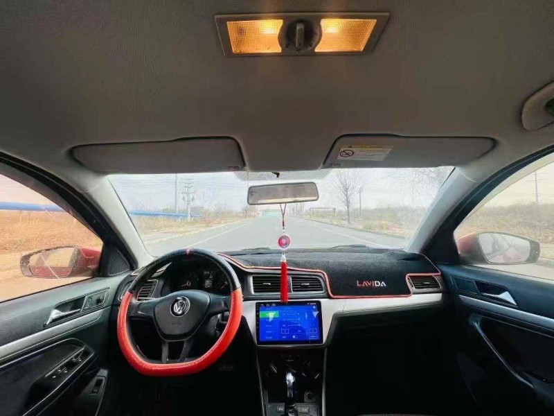 潍坊17年大众朗逸9