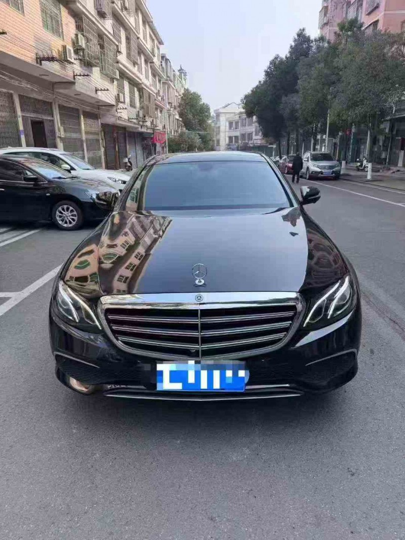 张家界19年奔驰E1