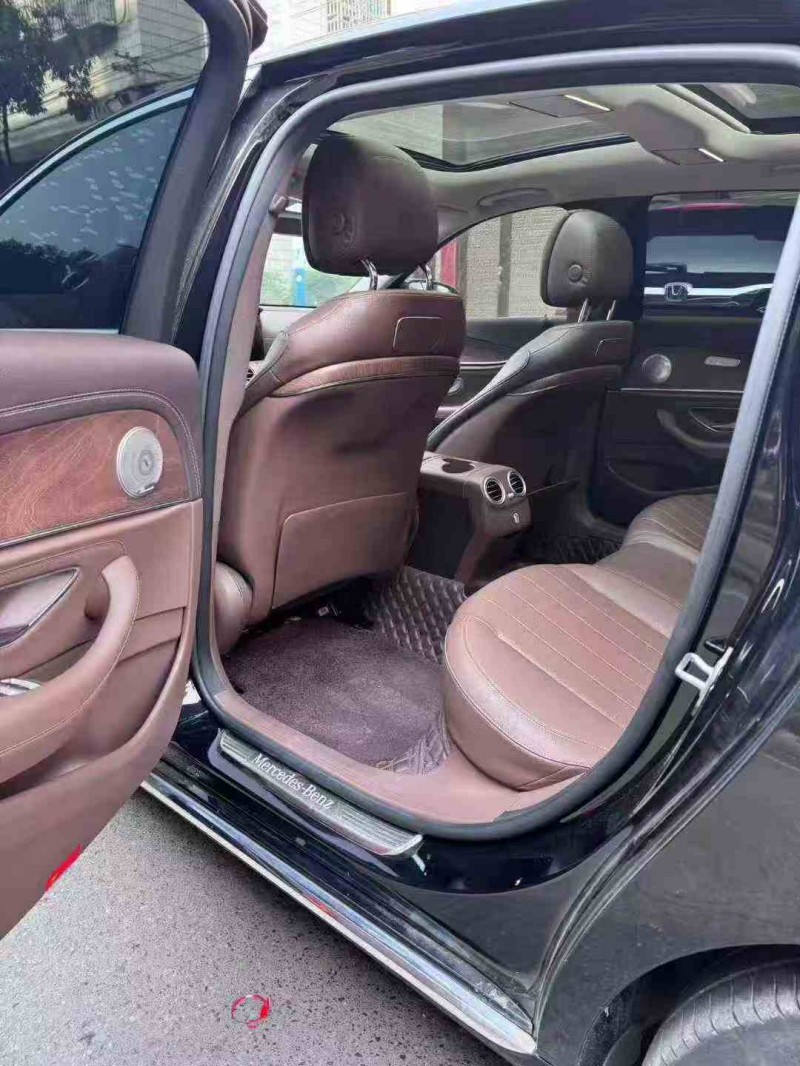 张家界19年奔驰E6